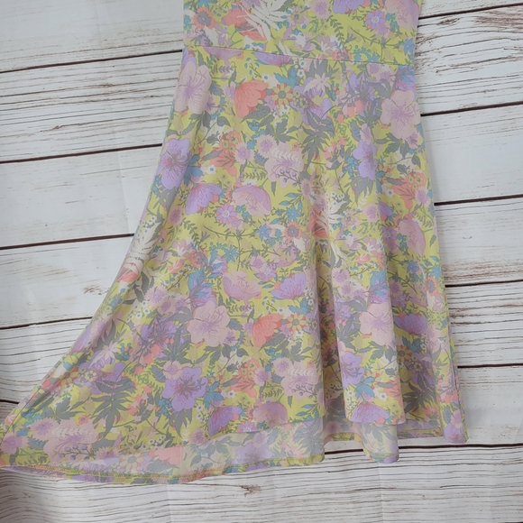 Lularoe | Stretchy Pastel Floral Skirt Simply Comf - Picture 3 of 6